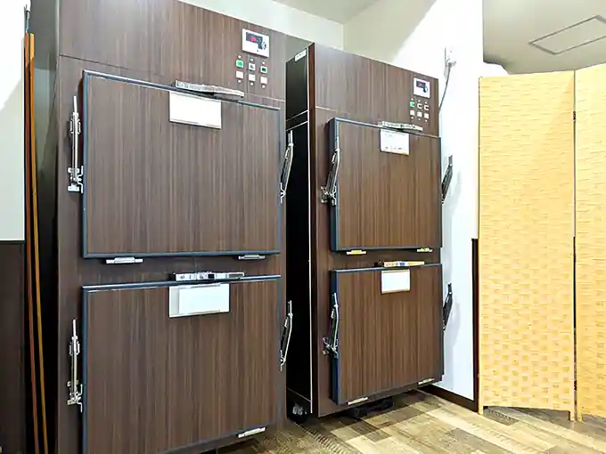 ご遺体安置専用冷蔵庫