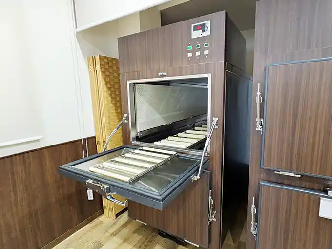ご遺体安置専用冷蔵庫